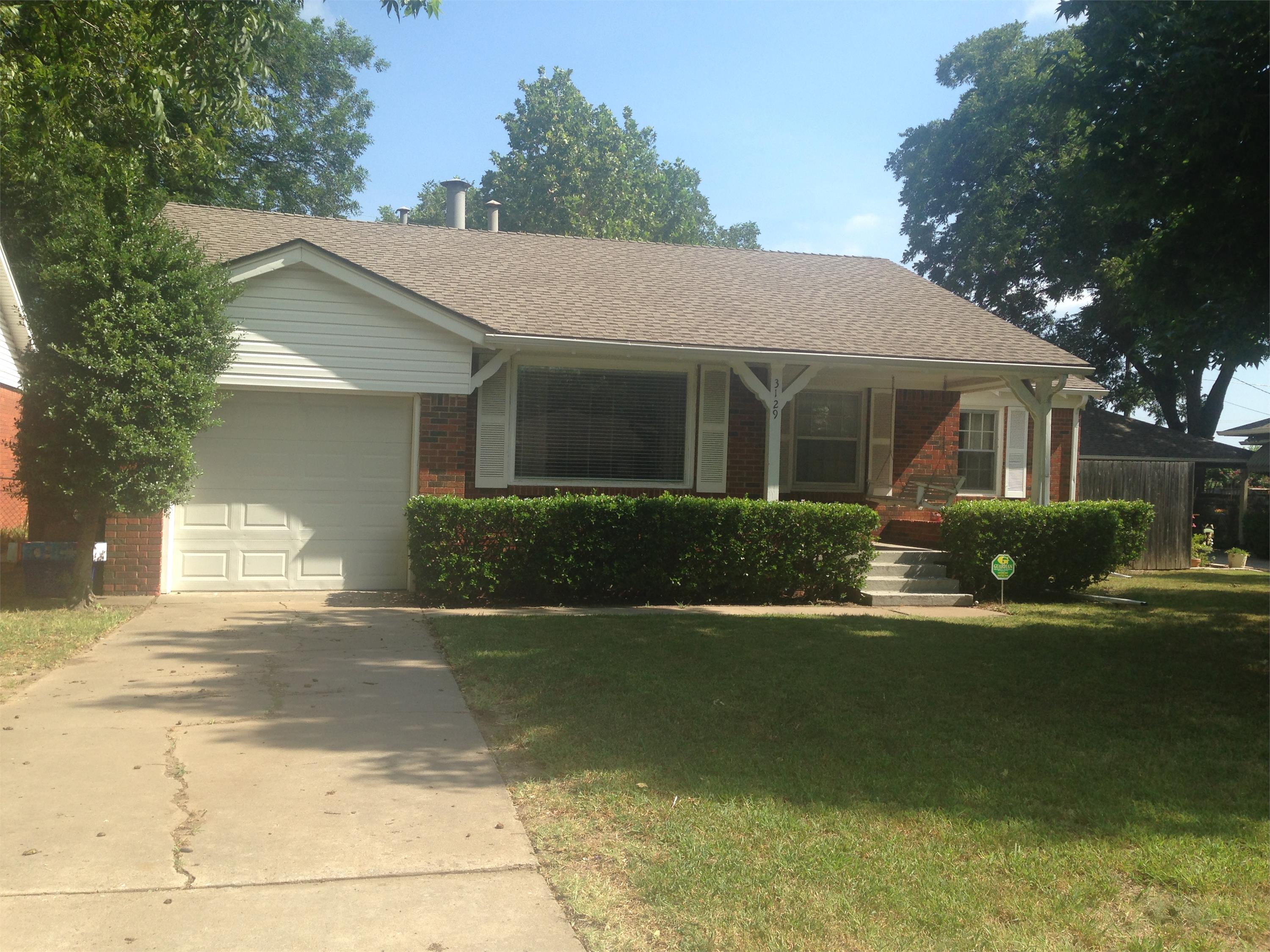 3129 Nimitz Blvd